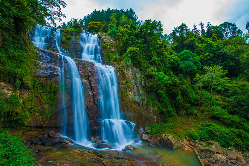 Ramboda Falls & Moon Plains
